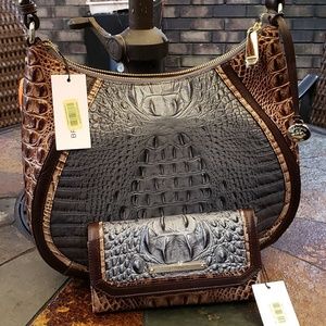 🚫🚫SOLD🚫🚫Brahmin Amira Bag with Wallet